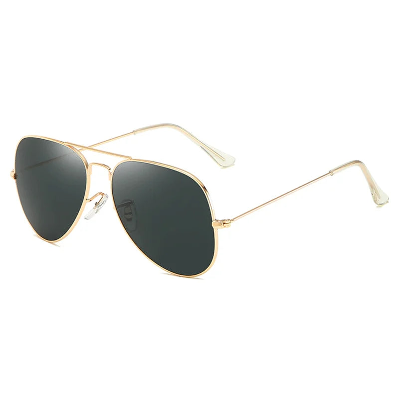 Nuevas gafas de sol de aviación de moda para hombres y mujeres, gafas de piloto clásicas, lentes con marco de acero inoxidable, gafas de conducción con gradiente Vintage UV40