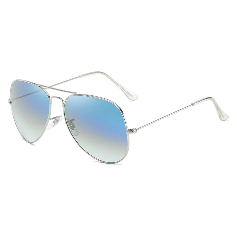 Nuevas gafas de sol de aviación de moda para hombres y mujeres, gafas de piloto clásicas, lentes con marco de acero inoxidable, gafas de conducción con gradiente Vintage UV40