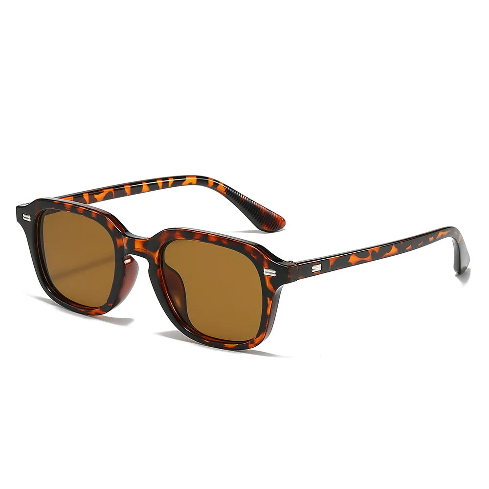 Gafas de sol cuadradas de Color caramelo para mujer, remaches Retro, gafas de sol naranjas Vintage a la moda para hombre, gafas de sol UV400